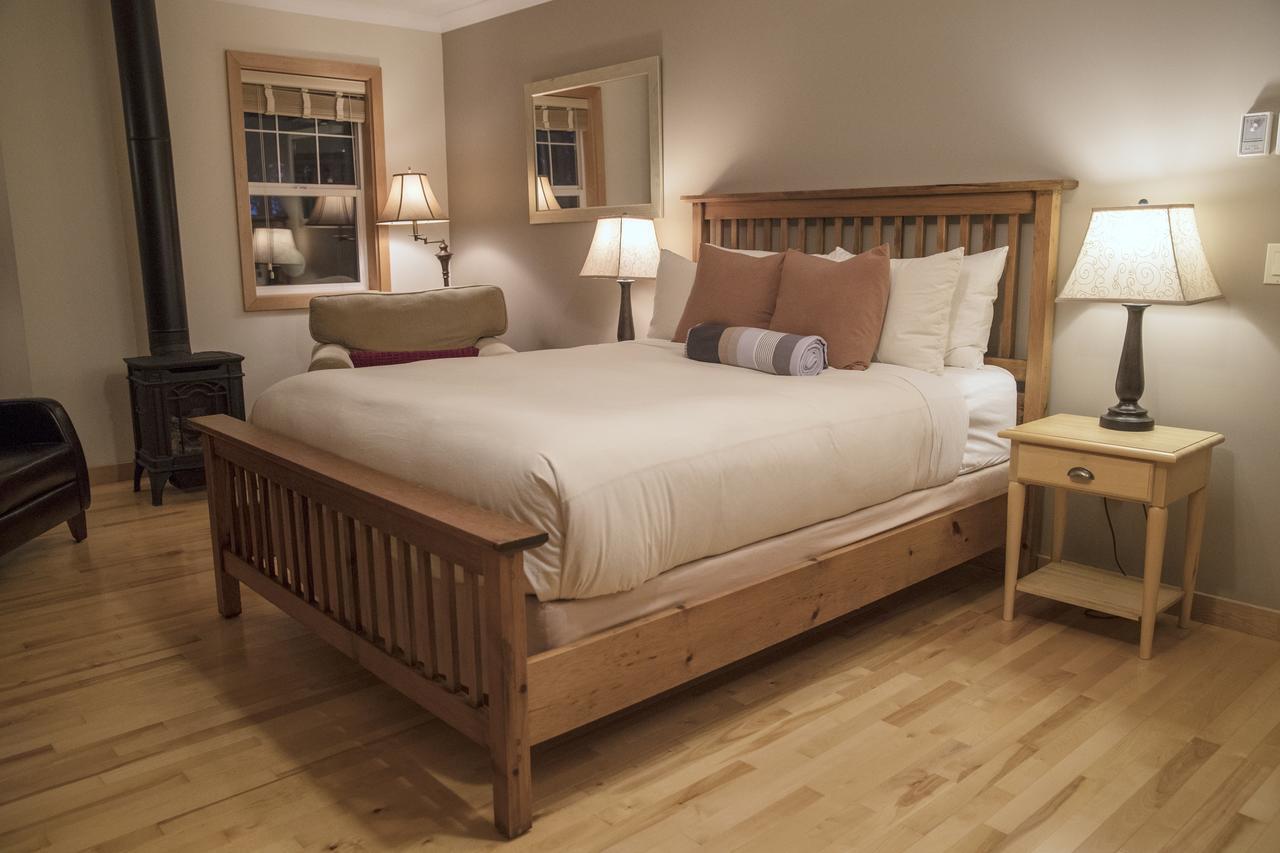 Chesterman Hideaway Otel Tofino Dış mekan fotoğraf